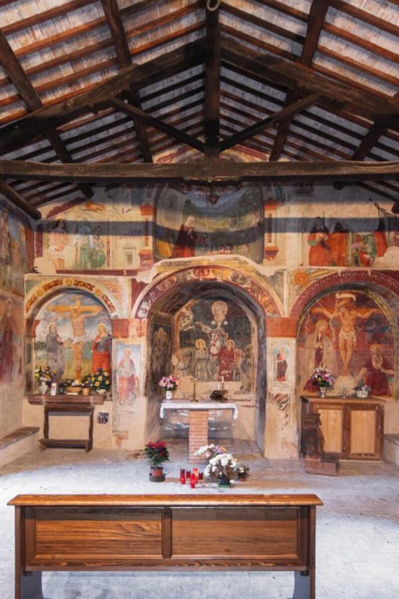 caso-chiesa-della-madonna-delle-grazie-4-vert[1]